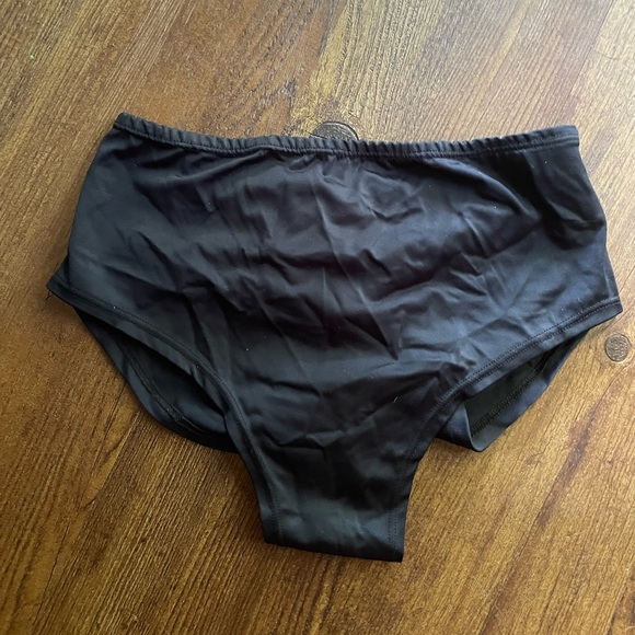 Rave with mi gente Scrunch Bottoms - Picture 2 of 2